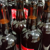 bouteille de biere sur la ligne_brasserie artesienne_kit a biere_biere sans gluten_a facon